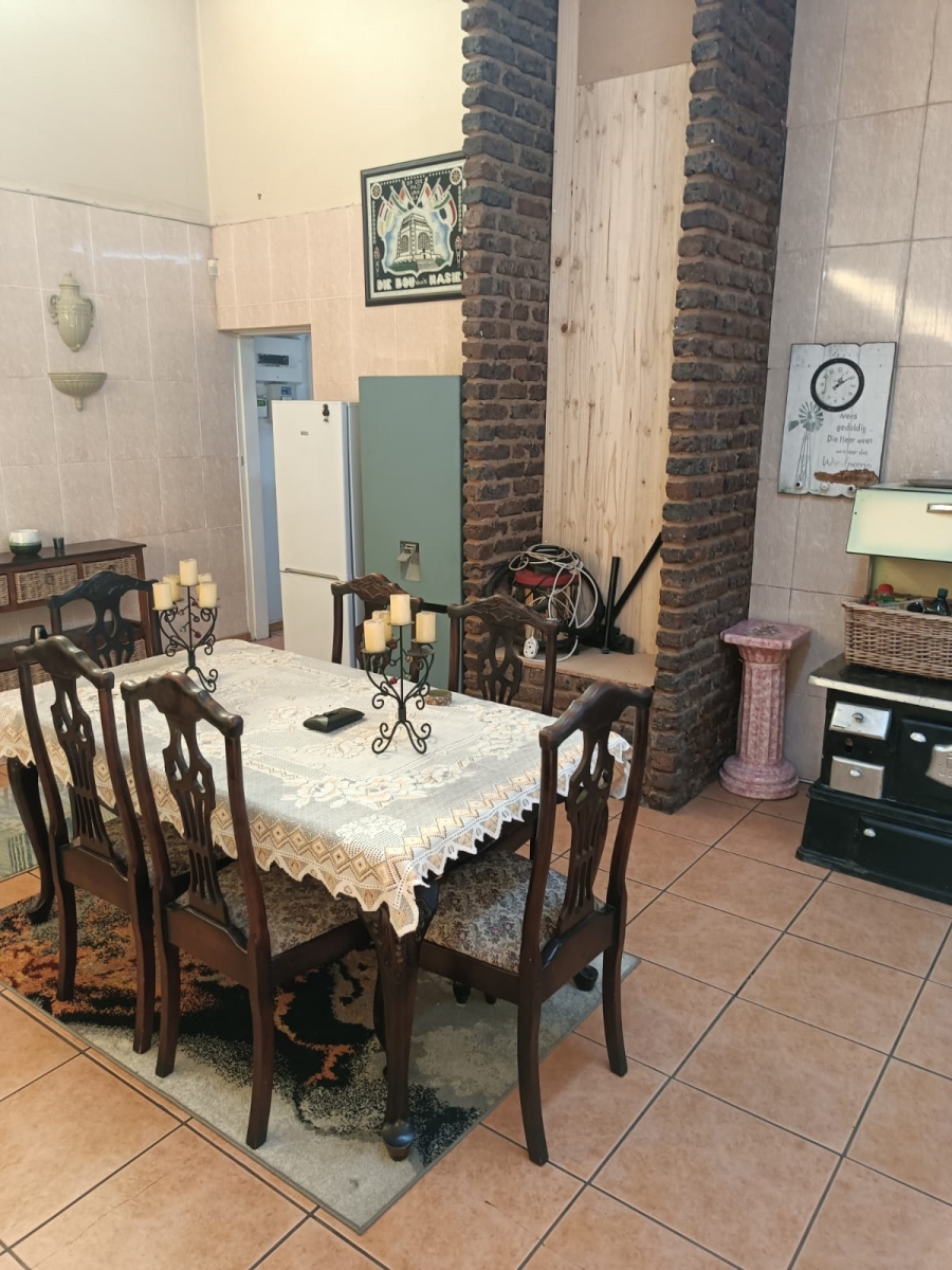 8 Bedroom Property for Sale in Daleside Gauteng