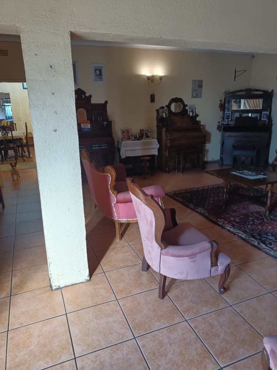 8 Bedroom Property for Sale in Daleside Gauteng