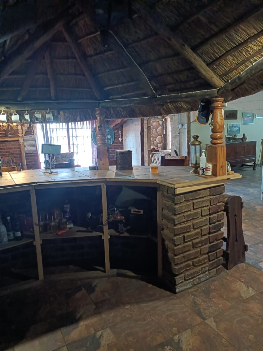 8 Bedroom Property for Sale in Daleside Gauteng