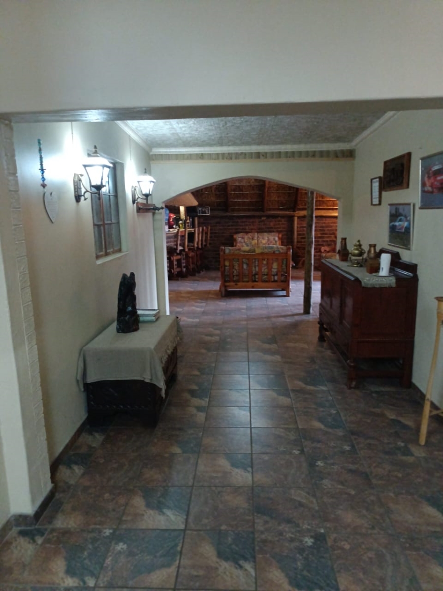 8 Bedroom Property for Sale in Daleside Gauteng