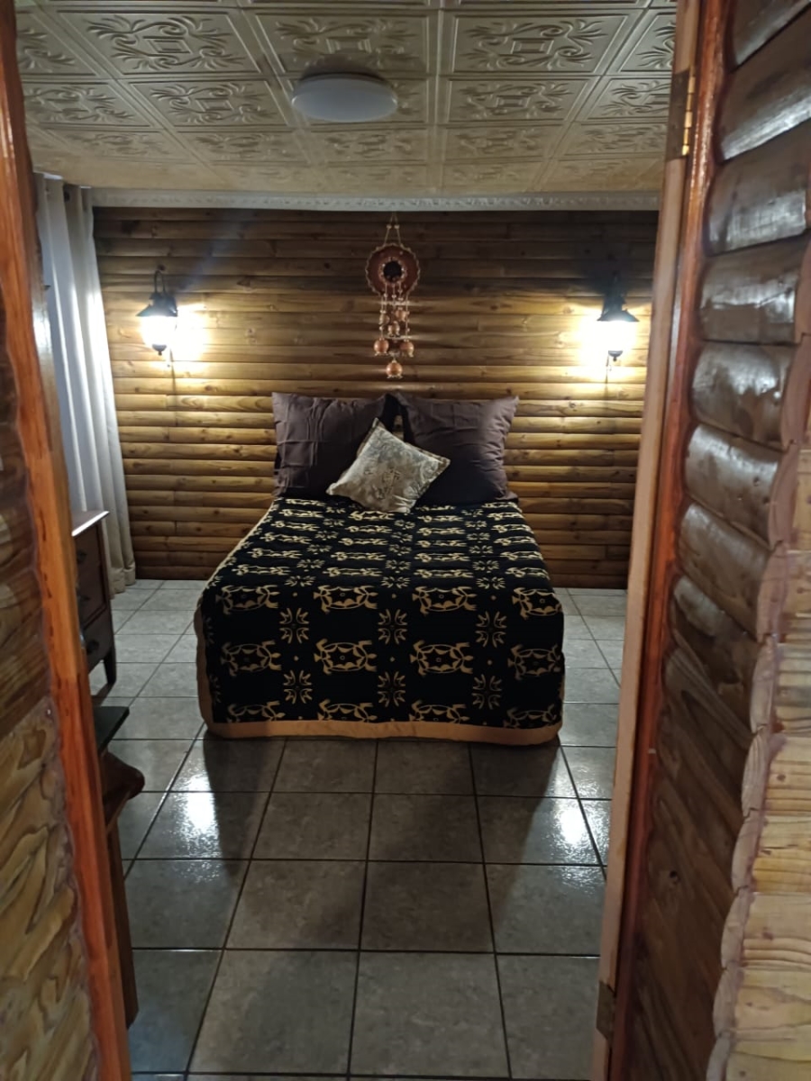 8 Bedroom Property for Sale in Daleside Gauteng