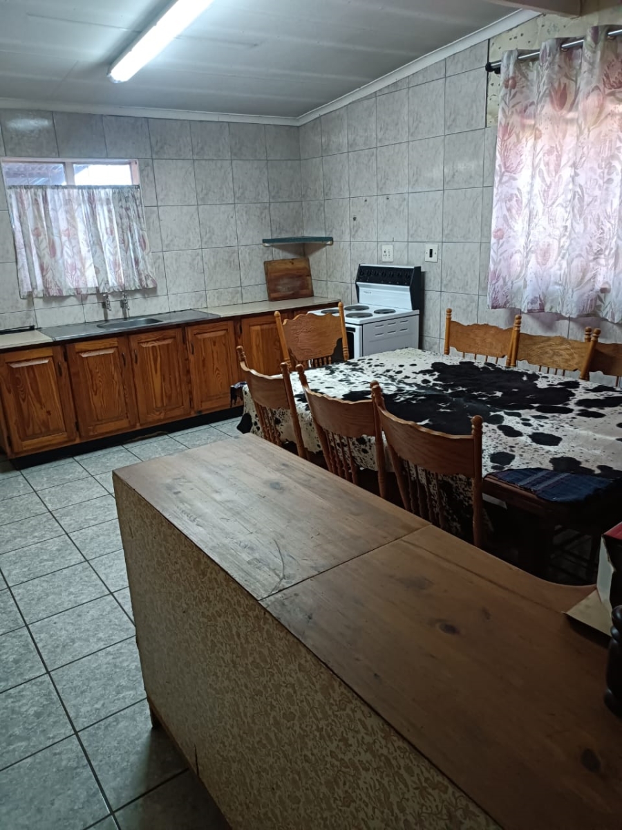 8 Bedroom Property for Sale in Daleside Gauteng