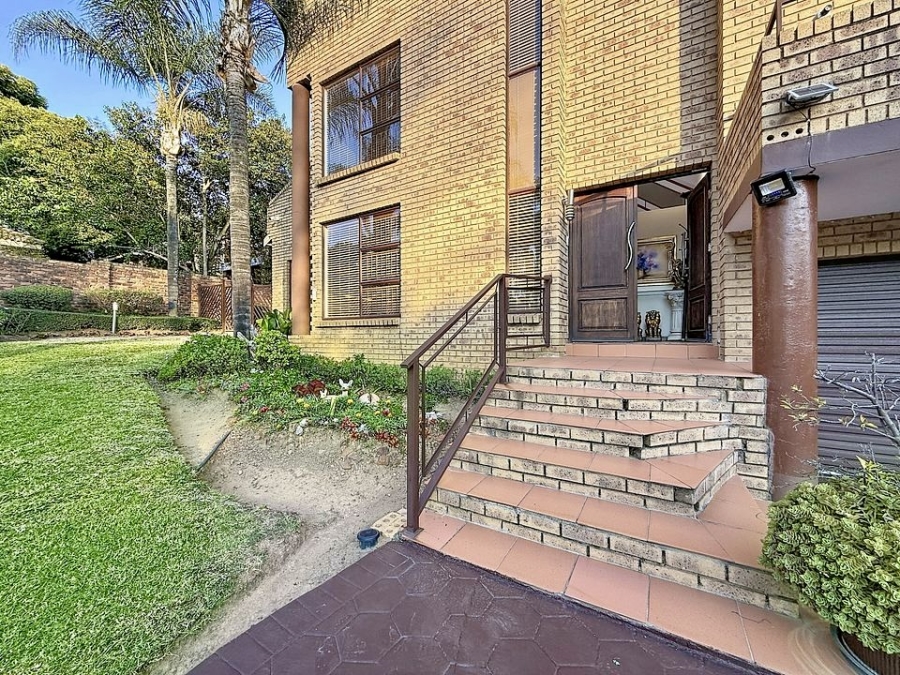 4 Bedroom Property for Sale in Erasmuskloof Gauteng