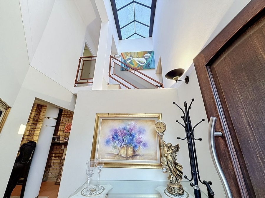 4 Bedroom Property for Sale in Erasmuskloof Gauteng