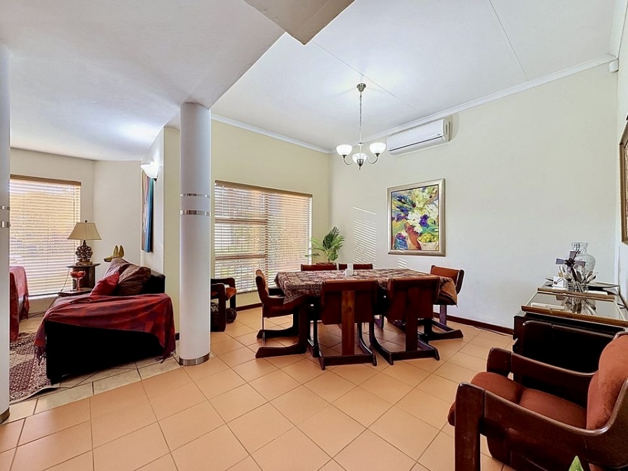 4 Bedroom Property for Sale in Erasmuskloof Gauteng