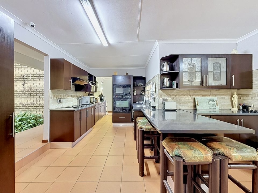 4 Bedroom Property for Sale in Erasmuskloof Gauteng