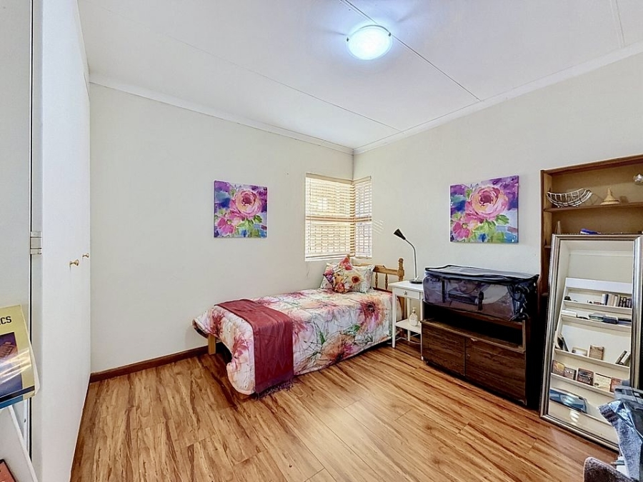 4 Bedroom Property for Sale in Erasmuskloof Gauteng