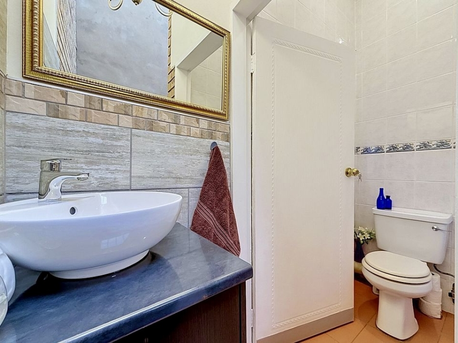4 Bedroom Property for Sale in Erasmuskloof Gauteng