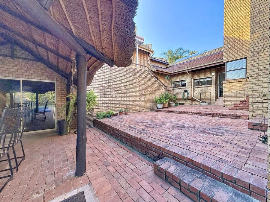 4 Bedroom Property for Sale in Erasmuskloof Gauteng