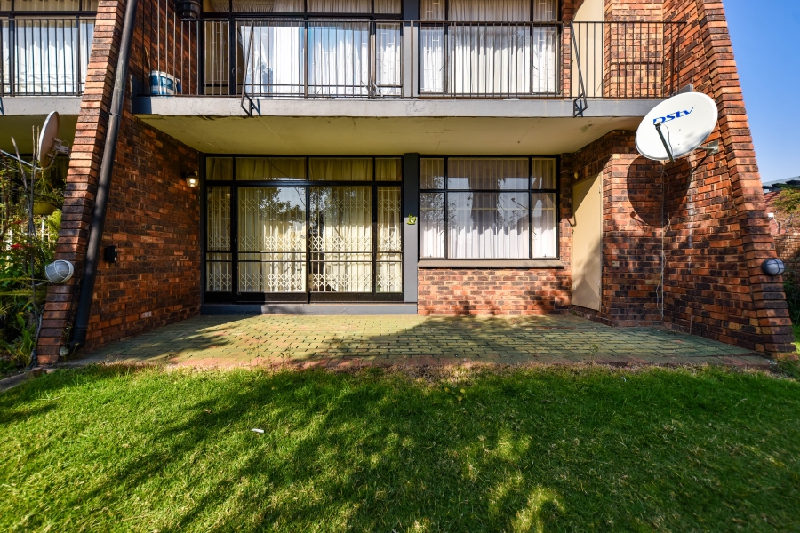2 Bedroom Property for Sale in Waterkloof Glen Gauteng