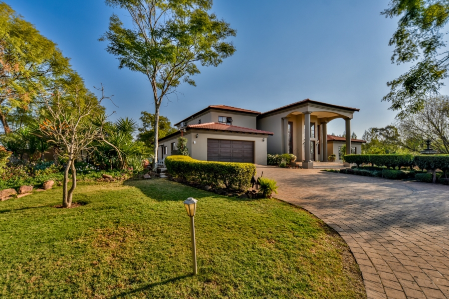 4 Bedroom Property for Sale in Olympus AH Gauteng