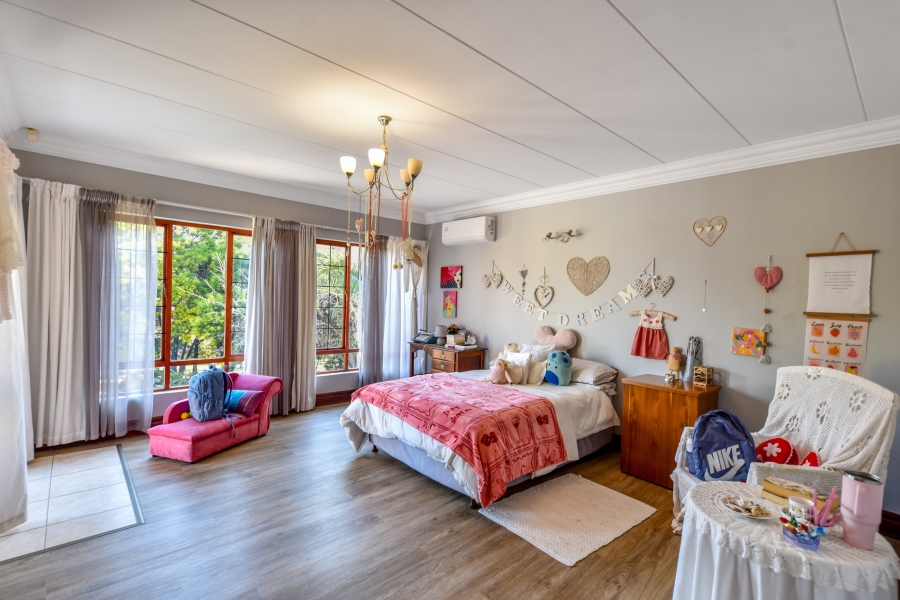 4 Bedroom Property for Sale in Olympus AH Gauteng