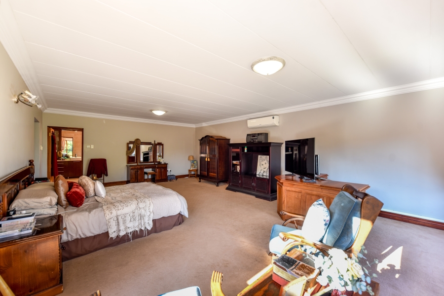 4 Bedroom Property for Sale in Olympus AH Gauteng