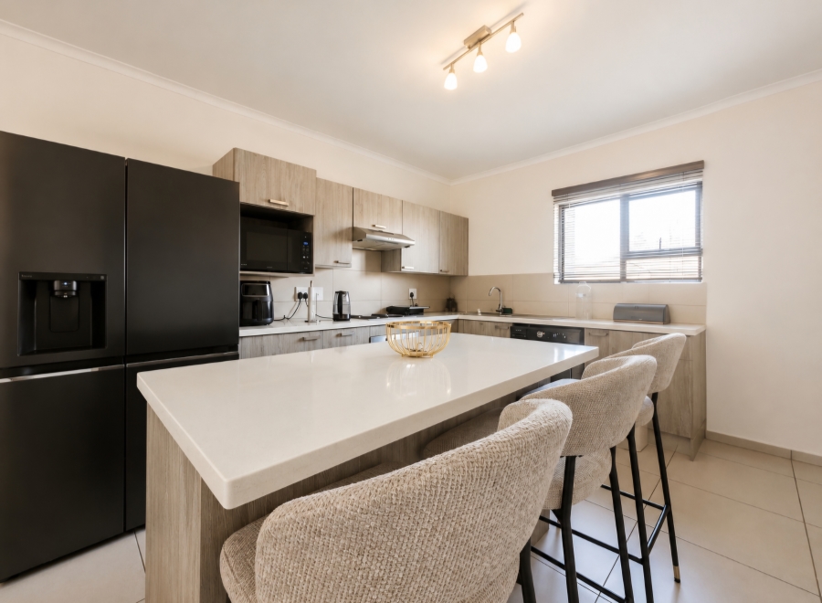 2 Bedroom Property for Sale in Erand Gardens Gauteng