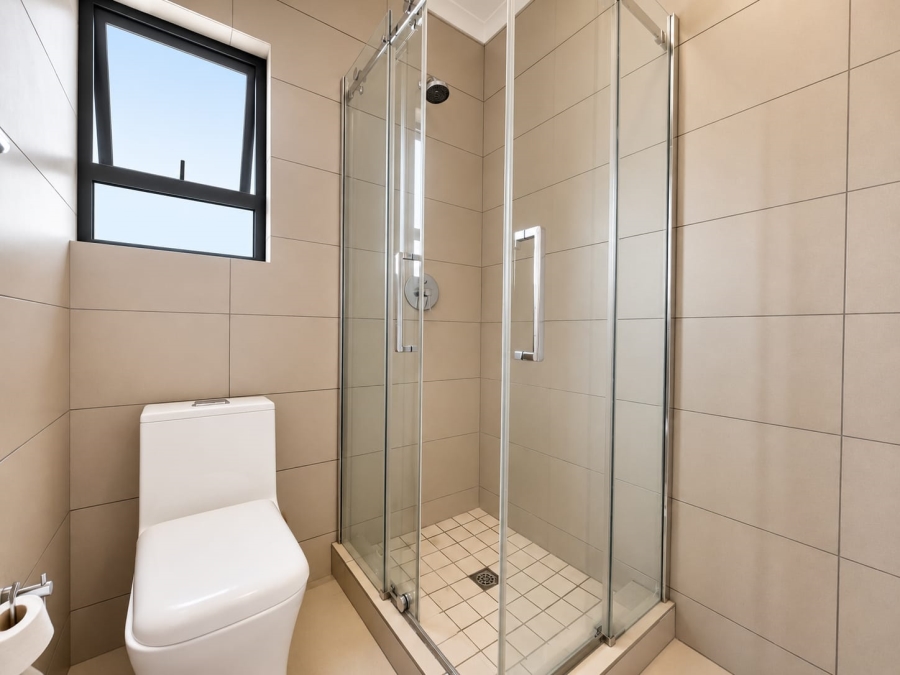 2 Bedroom Property for Sale in Erand Gardens Gauteng