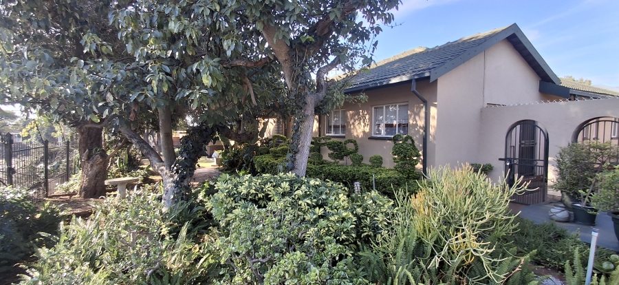 5 Bedroom Property for Sale in Wonderboom AH Gauteng