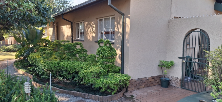 5 Bedroom Property for Sale in Wonderboom AH Gauteng