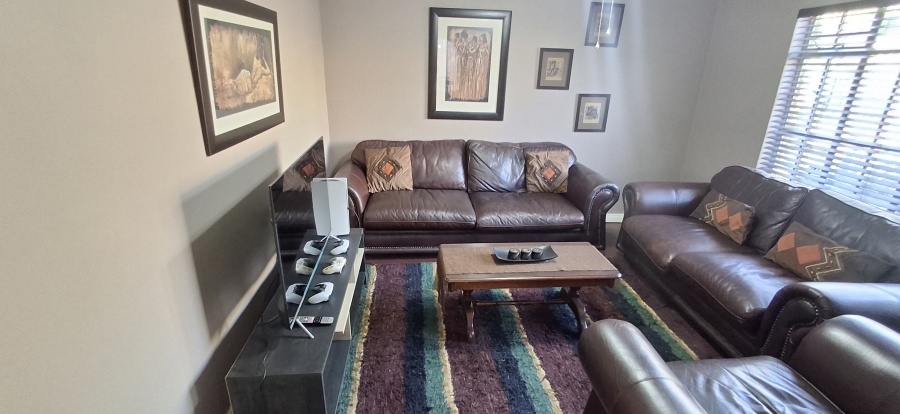 4 Bedroom Property for Sale in Dorandia Gauteng