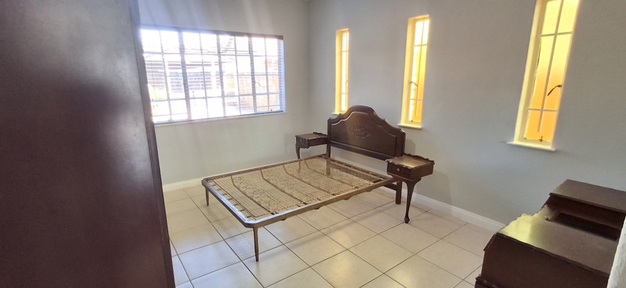 4 Bedroom Property for Sale in Dorandia Gauteng