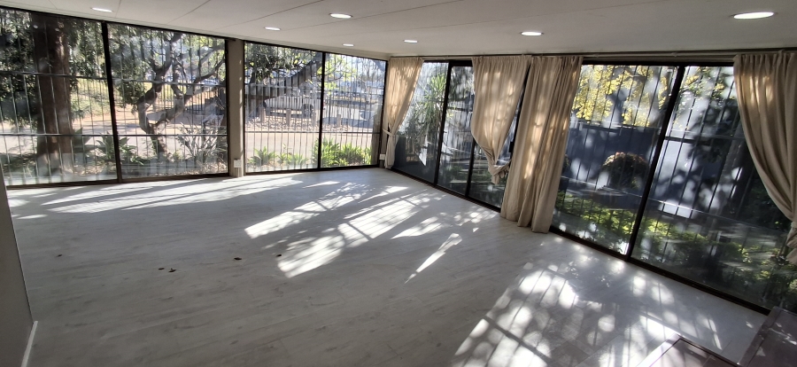 6 Bedroom Property for Sale in Annlin Gauteng