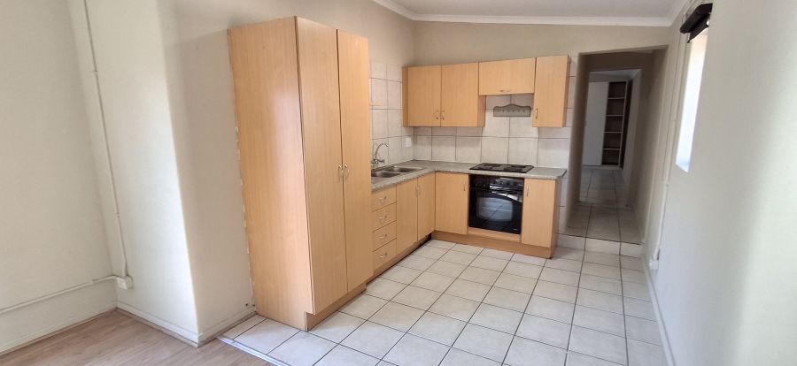 6 Bedroom Property for Sale in Annlin Gauteng