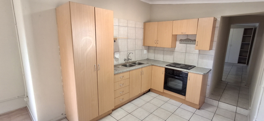 6 Bedroom Property for Sale in Annlin Gauteng