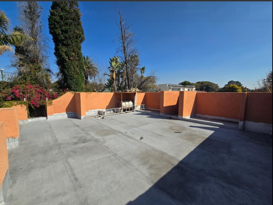 6 Bedroom Property for Sale in Rewlatch Gauteng