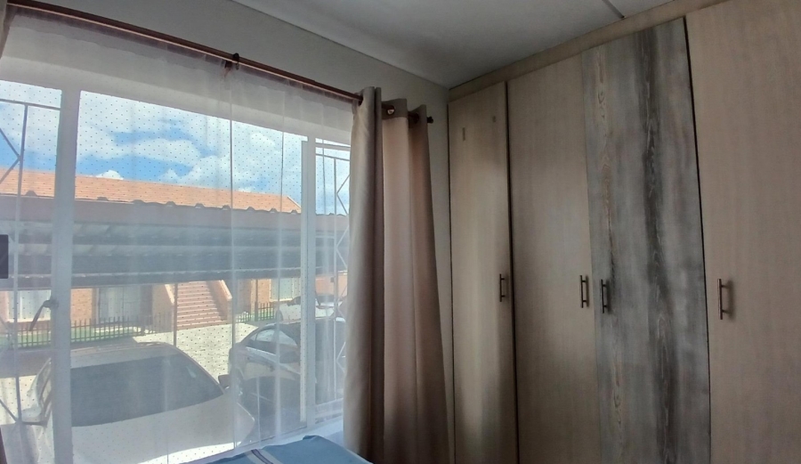 2 Bedroom Property for Sale in Rosettenville Gauteng