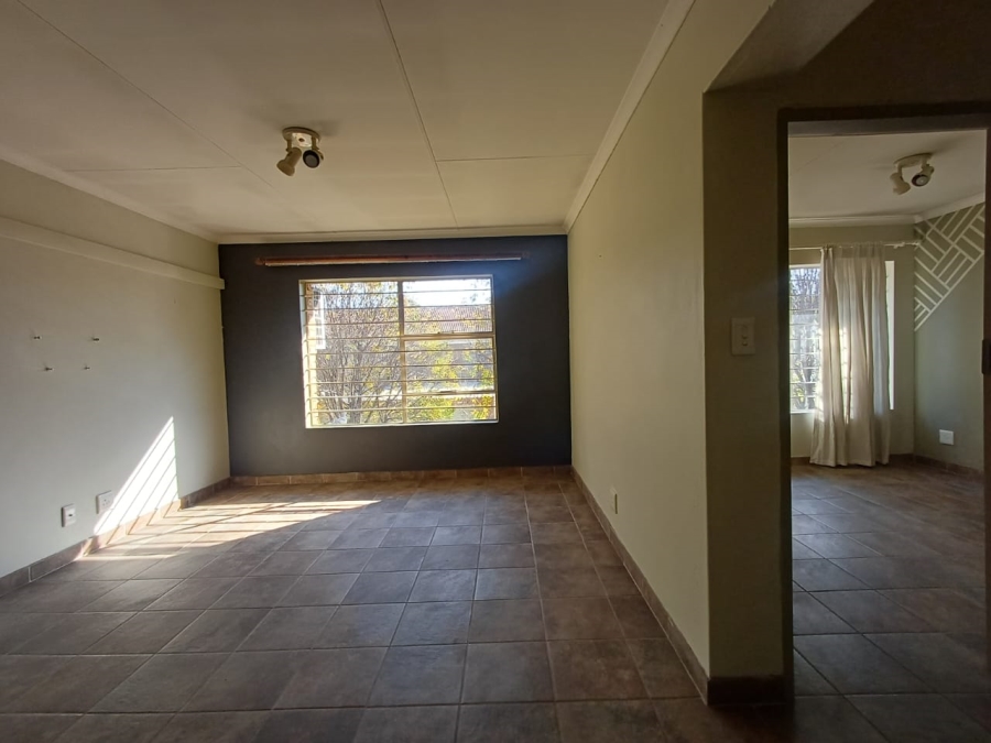 1 Bedroom Property for Sale in Rietfontein Gauteng