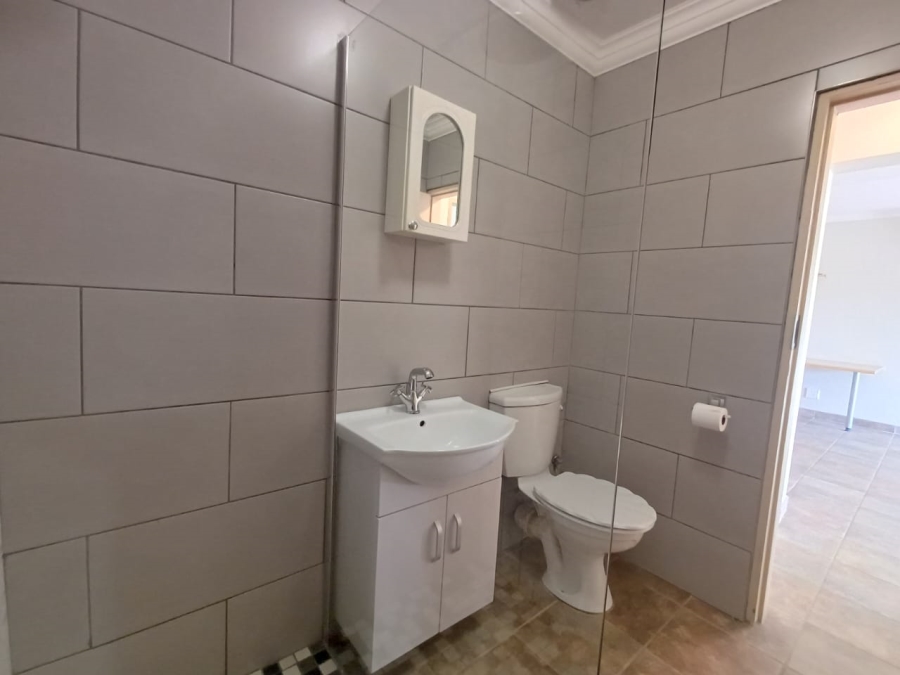 1 Bedroom Property for Sale in Rietfontein Gauteng