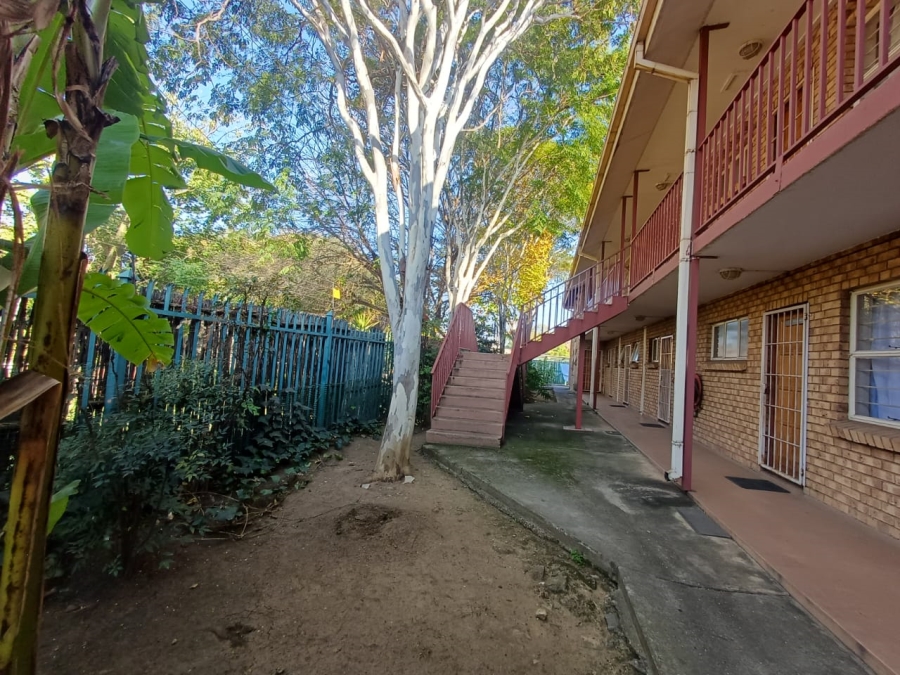 1 Bedroom Property for Sale in Rietfontein Gauteng