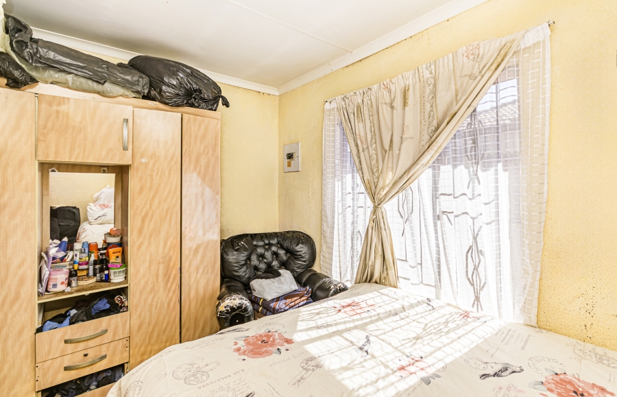 2 Bedroom Property for Sale in Kagiso Gauteng