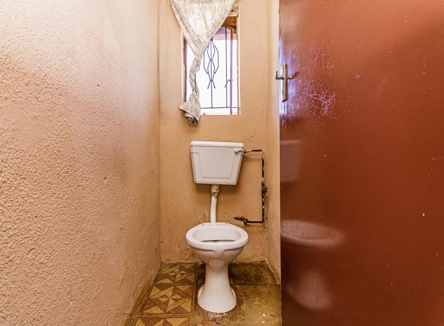 2 Bedroom Property for Sale in Kagiso Gauteng