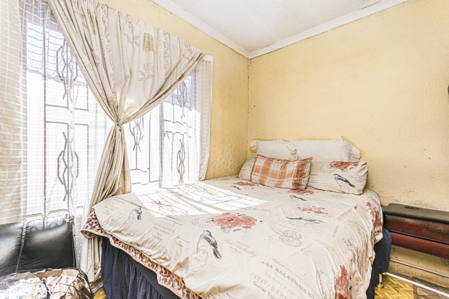 2 Bedroom Property for Sale in Kagiso Gauteng
