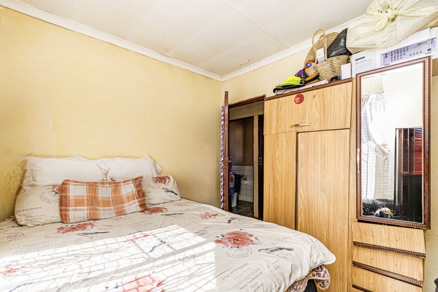 2 Bedroom Property for Sale in Kagiso Gauteng