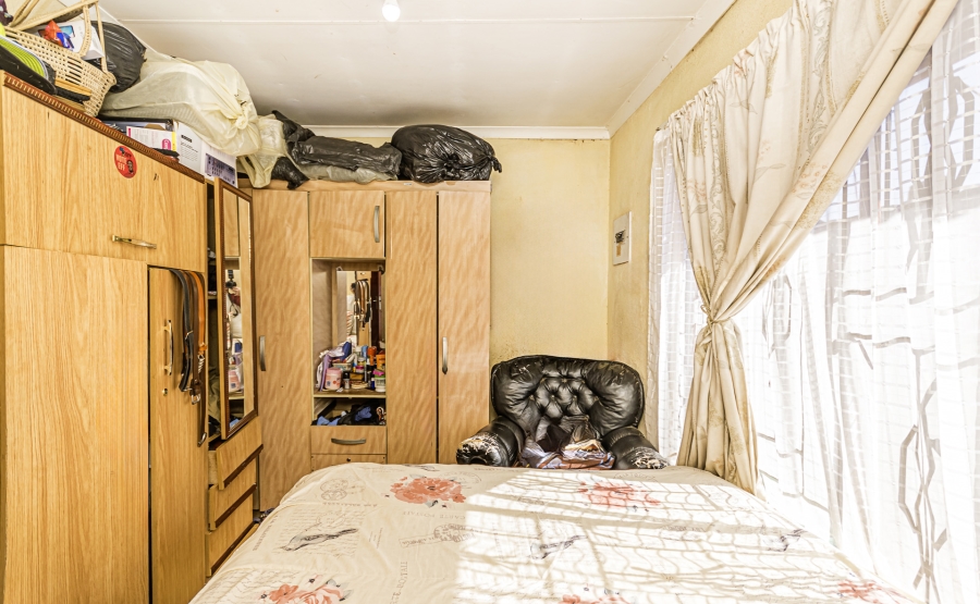 2 Bedroom Property for Sale in Kagiso Gauteng