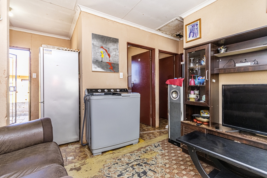 2 Bedroom Property for Sale in Kagiso Gauteng