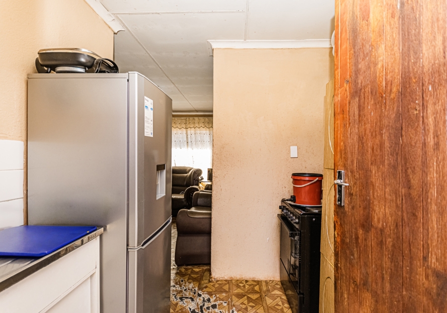 2 Bedroom Property for Sale in Kagiso Gauteng