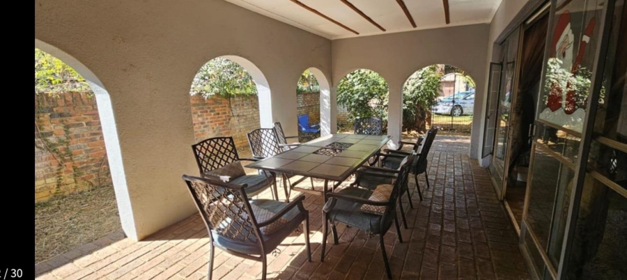 5 Bedroom Property for Sale in Rietfontein Gauteng