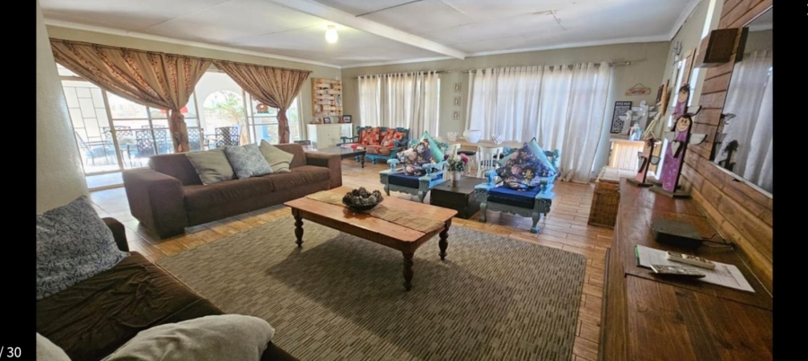 5 Bedroom Property for Sale in Rietfontein Gauteng
