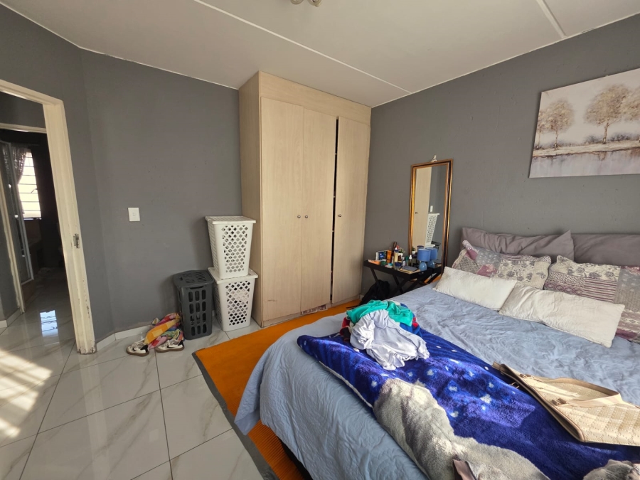 To Let 2 Bedroom Property for Rent in Klippoortje Gauteng