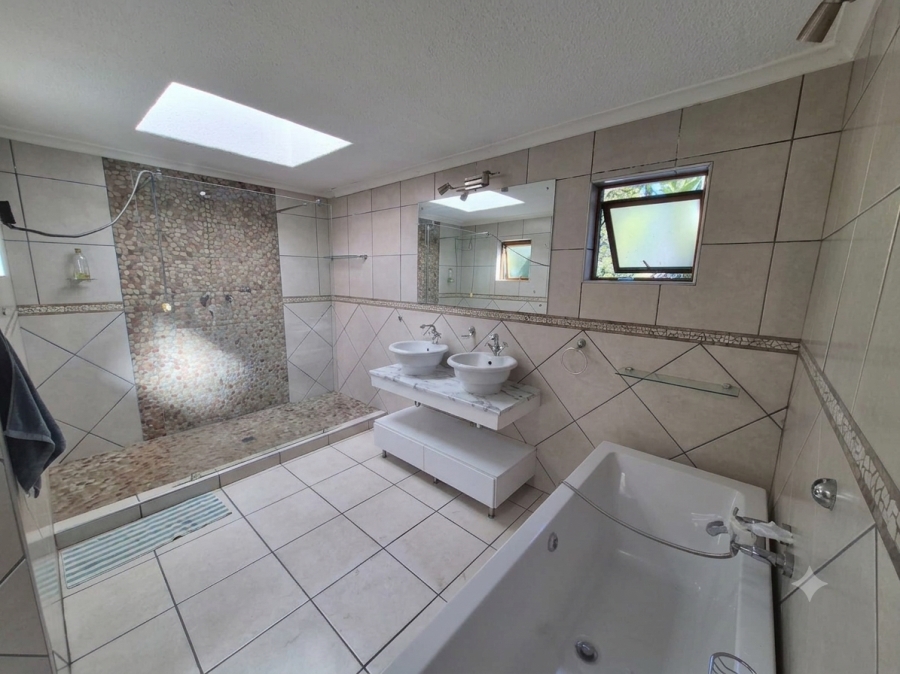 To Let 5 Bedroom Property for Rent in Dowerglen Ext 5 Gauteng