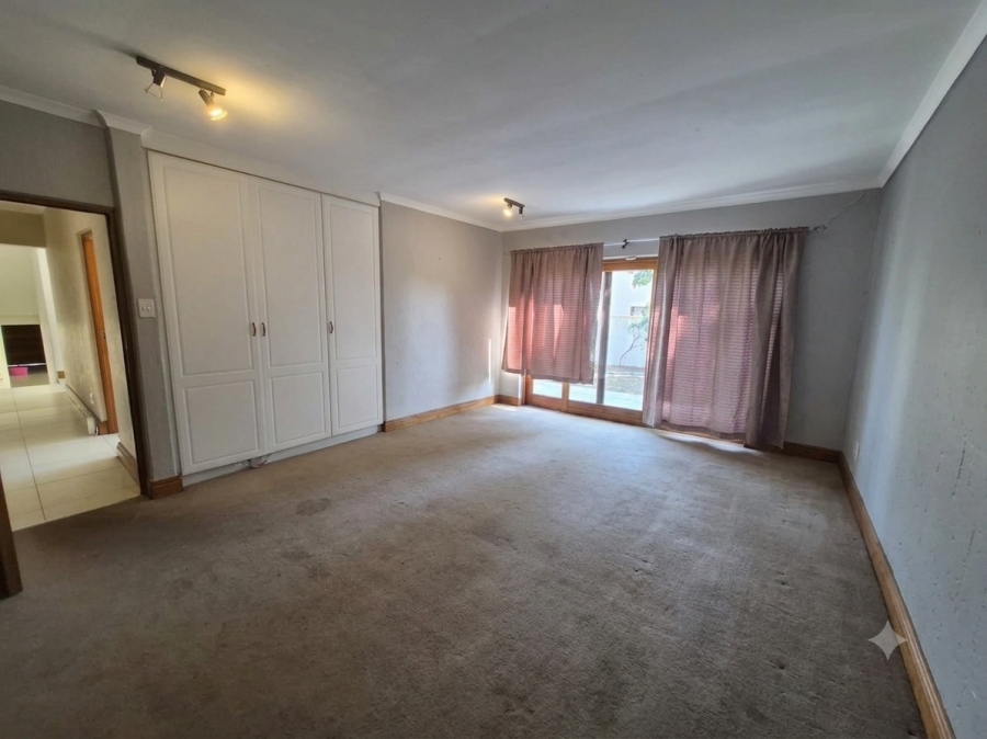 To Let 5 Bedroom Property for Rent in Dowerglen Ext 5 Gauteng