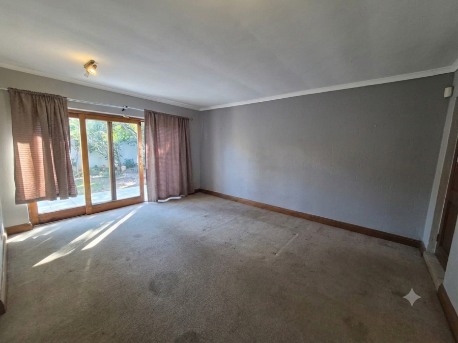 To Let 5 Bedroom Property for Rent in Dowerglen Ext 5 Gauteng
