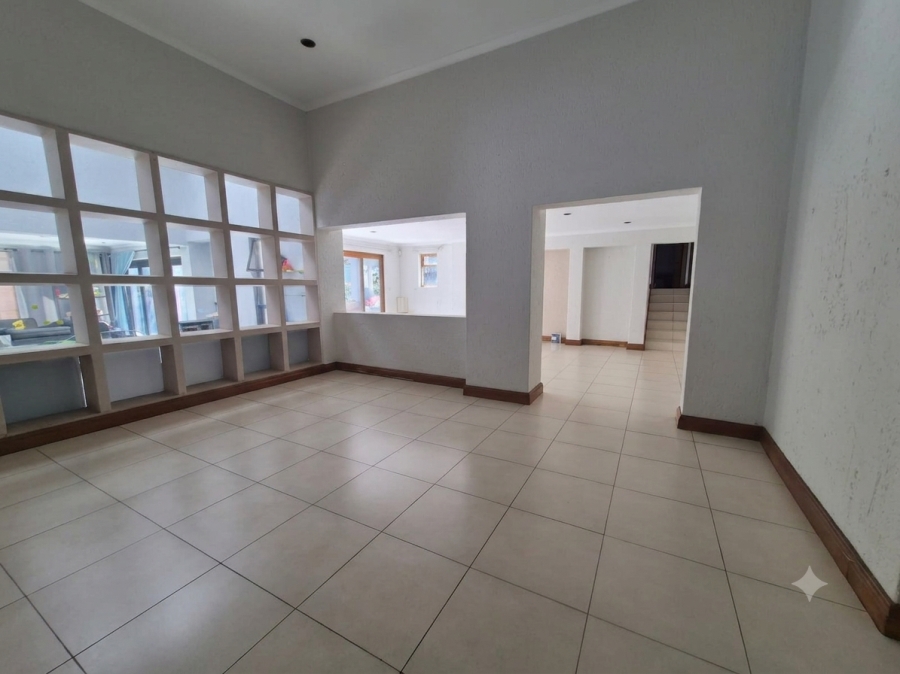 To Let 5 Bedroom Property for Rent in Dowerglen Ext 5 Gauteng