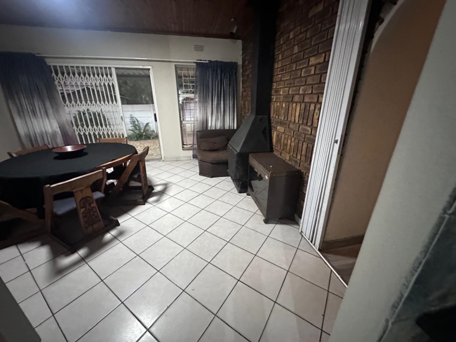 5 Bedroom Property for Sale in Ferryvale Gauteng