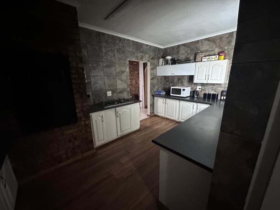 5 Bedroom Property for Sale in Ferryvale Gauteng