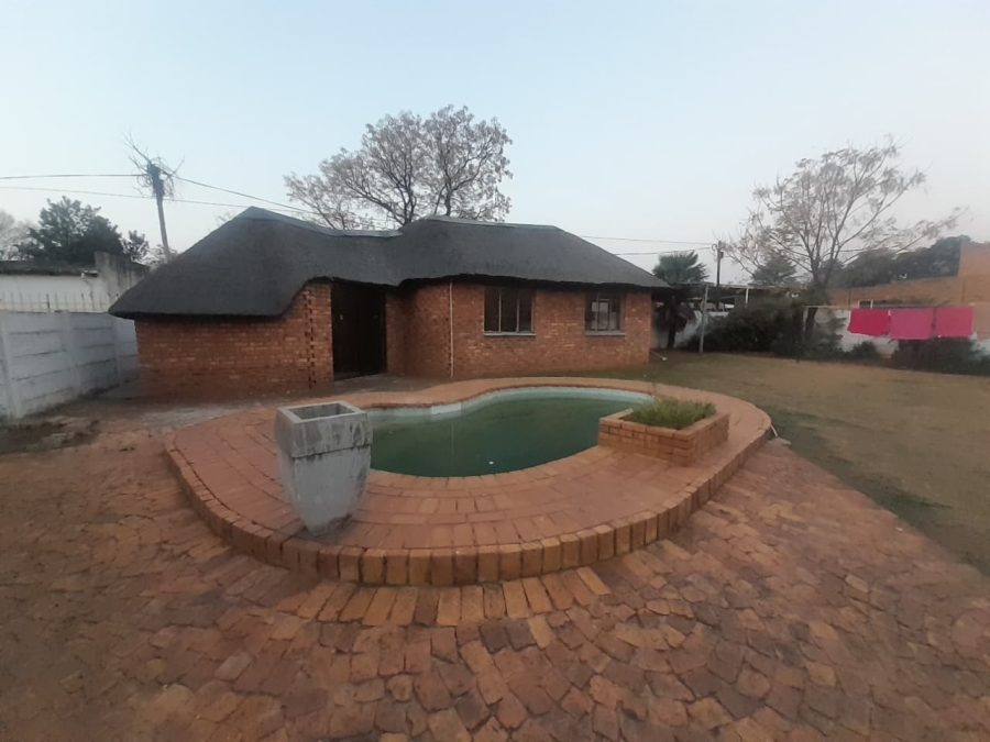 5 Bedroom Property for Sale in Ferryvale Gauteng