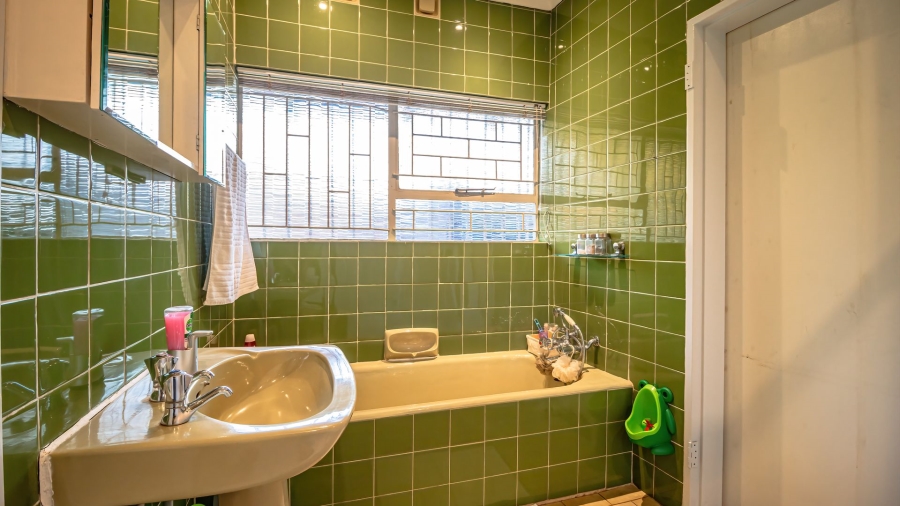 3 Bedroom Property for Sale in Albemarle Ext 2 Gauteng