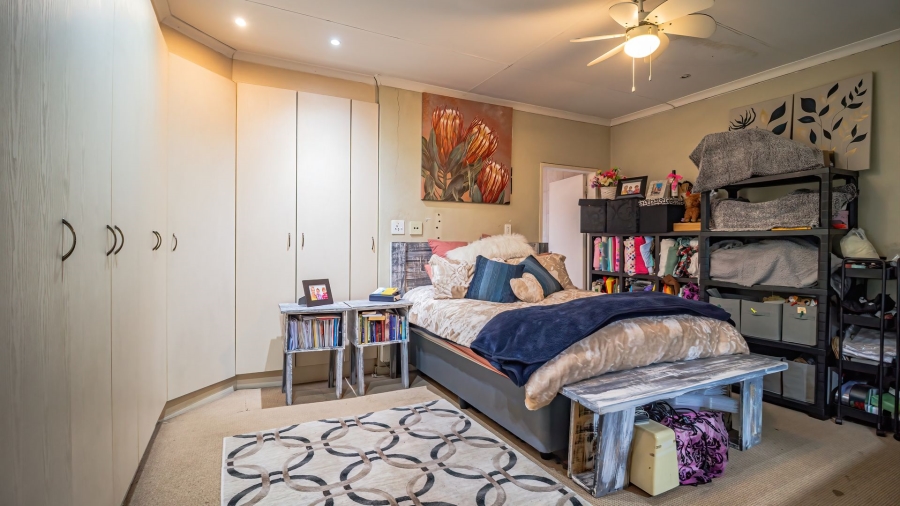3 Bedroom Property for Sale in Albemarle Ext 2 Gauteng